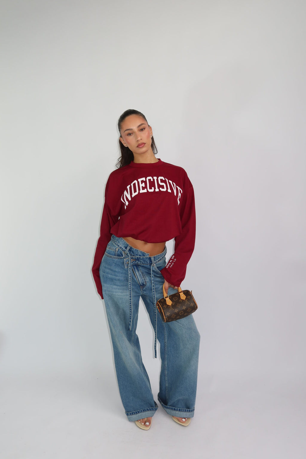 PRIORITY - INDECISIVE LONGSLEEVE