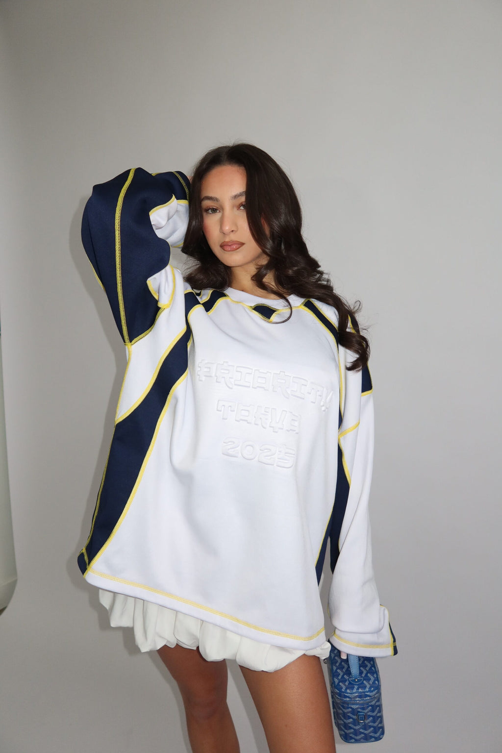 Priority - Longsleeve Tokyo wit