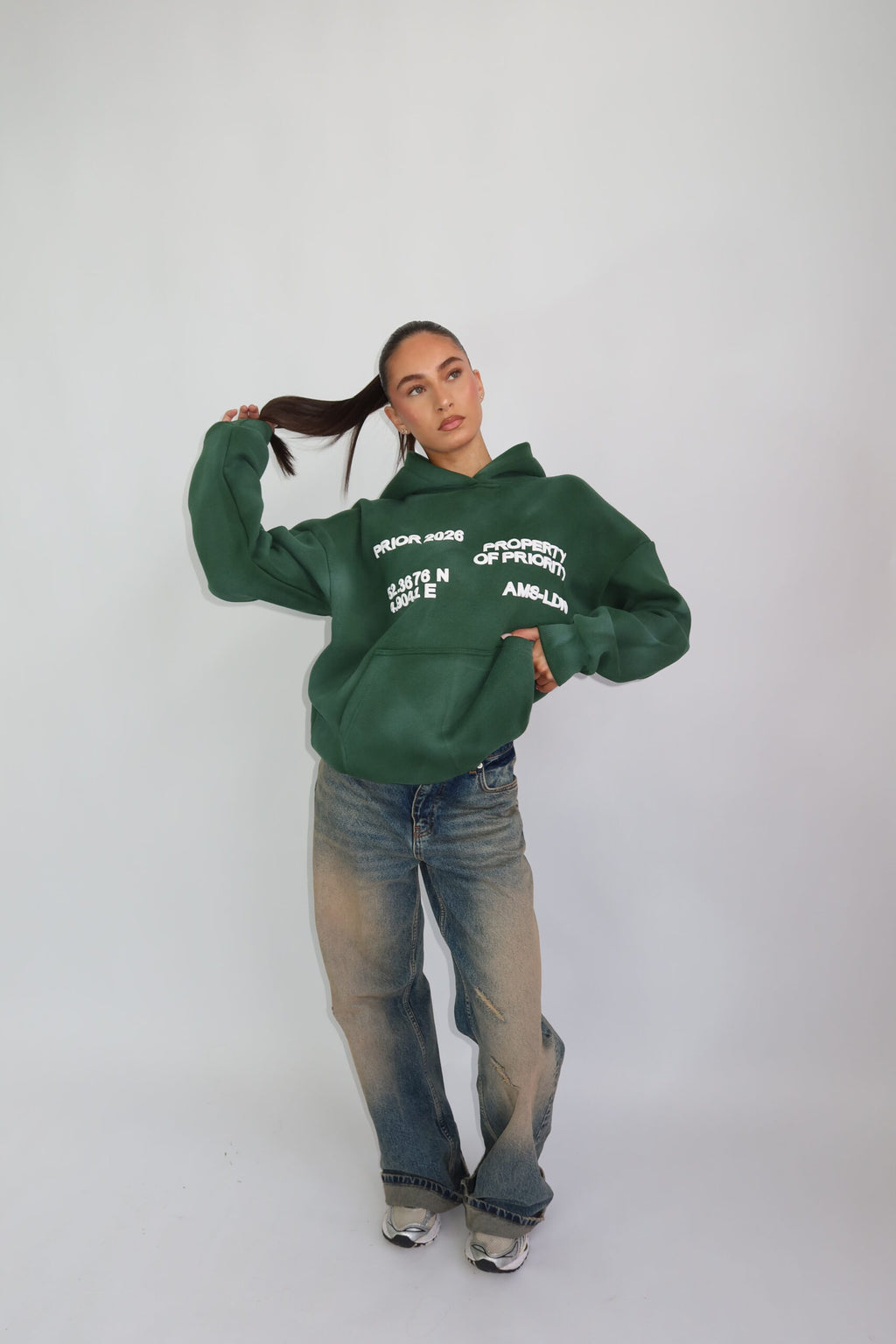 PRIORITY - AMS/LON HOODIE GROEN