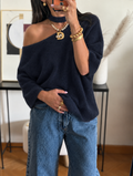 Off shoulder knit navy