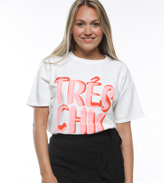 TRES CHIC T-SHIRT