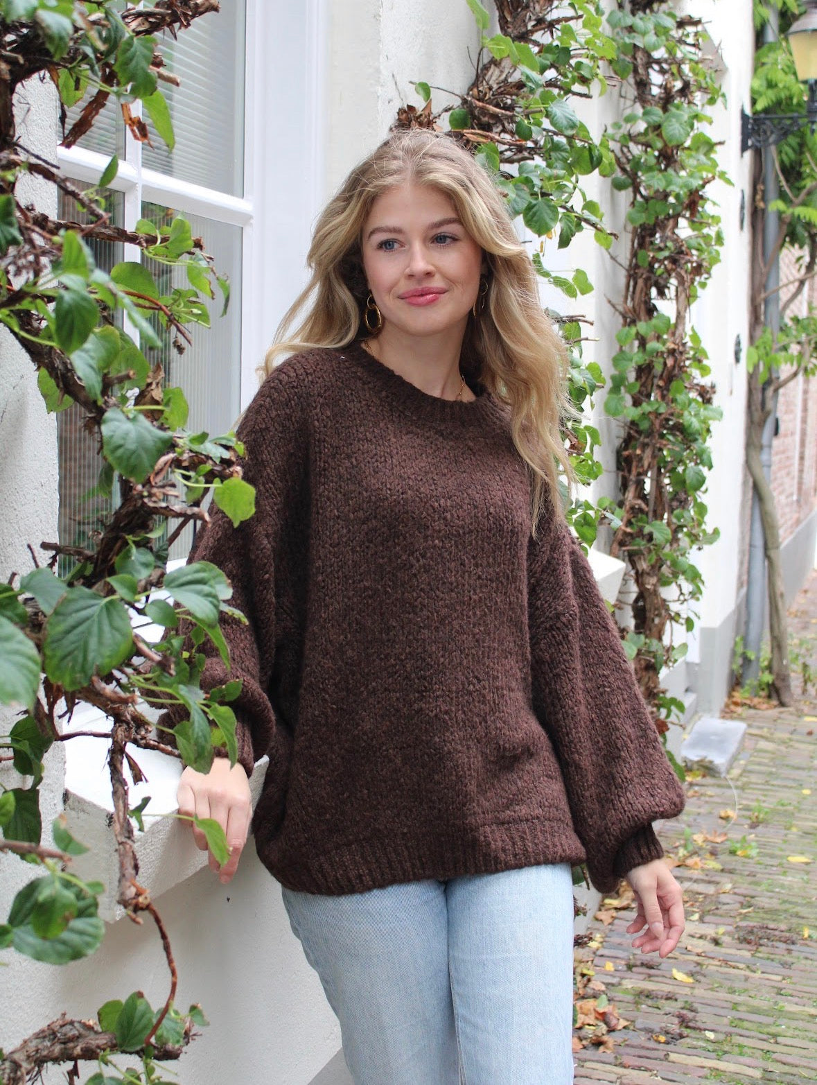 Cozy knit choco