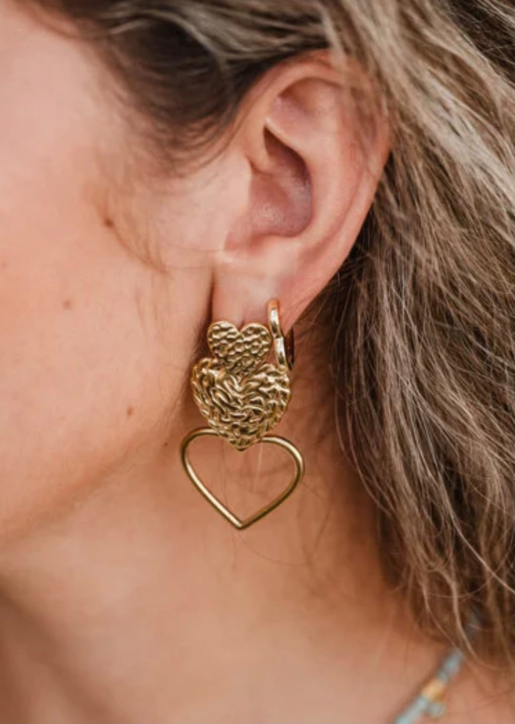 By Shir | oorbellen luxe Joan goud