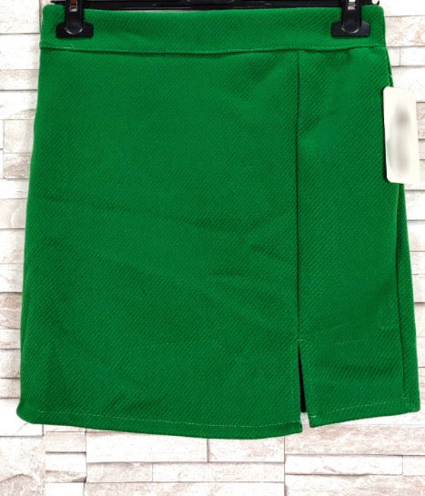 Green skirt - Golden Faves